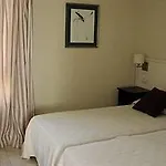 Guacimeta Hotel 2*